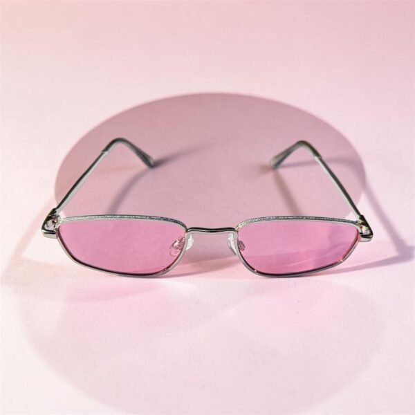 Y2K Vintage Narrow Oval Sunglasses – Silver Wire Frame with Pink Tinted Lenses
